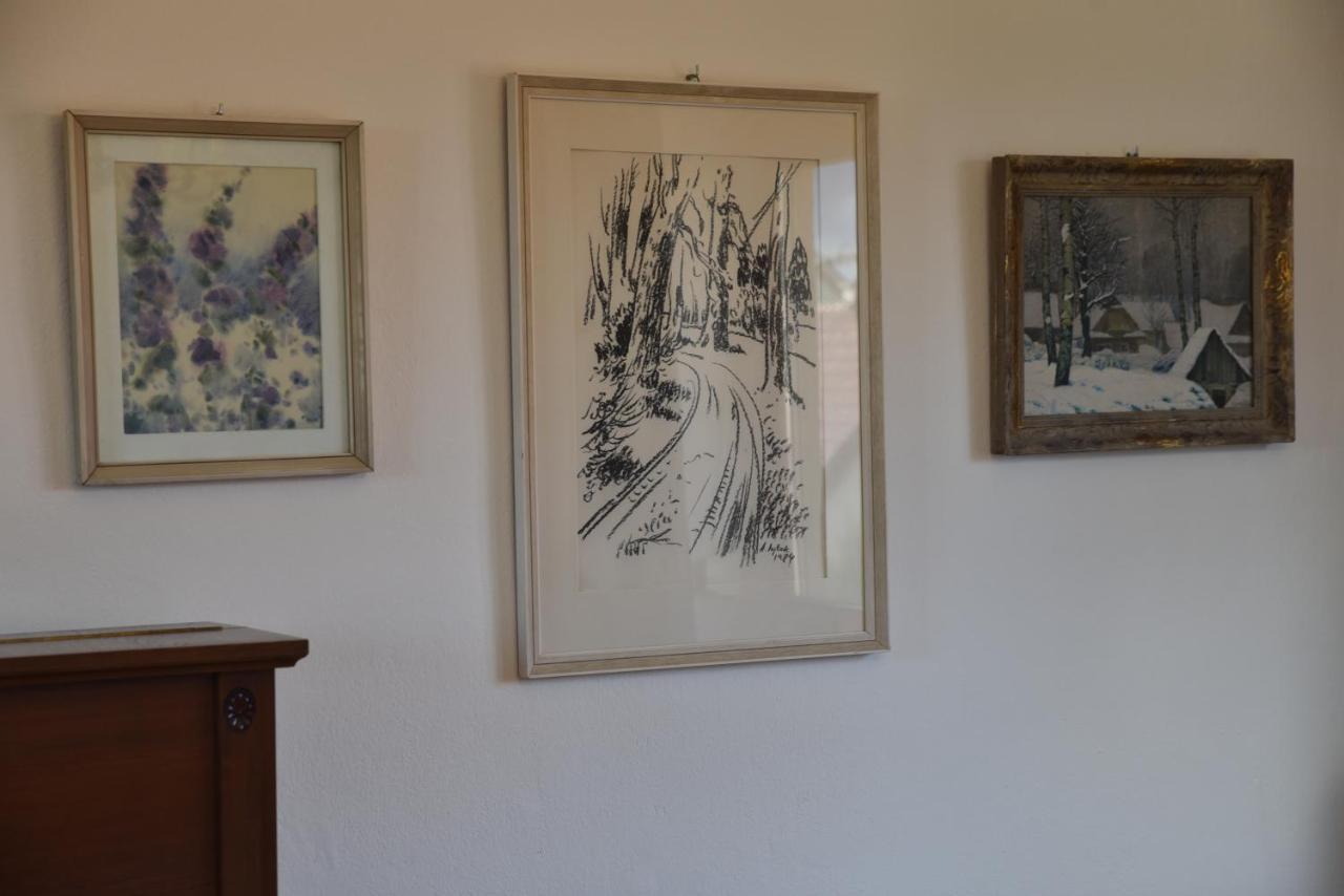 Apartman S Klavirem Lednice Bagian luar foto