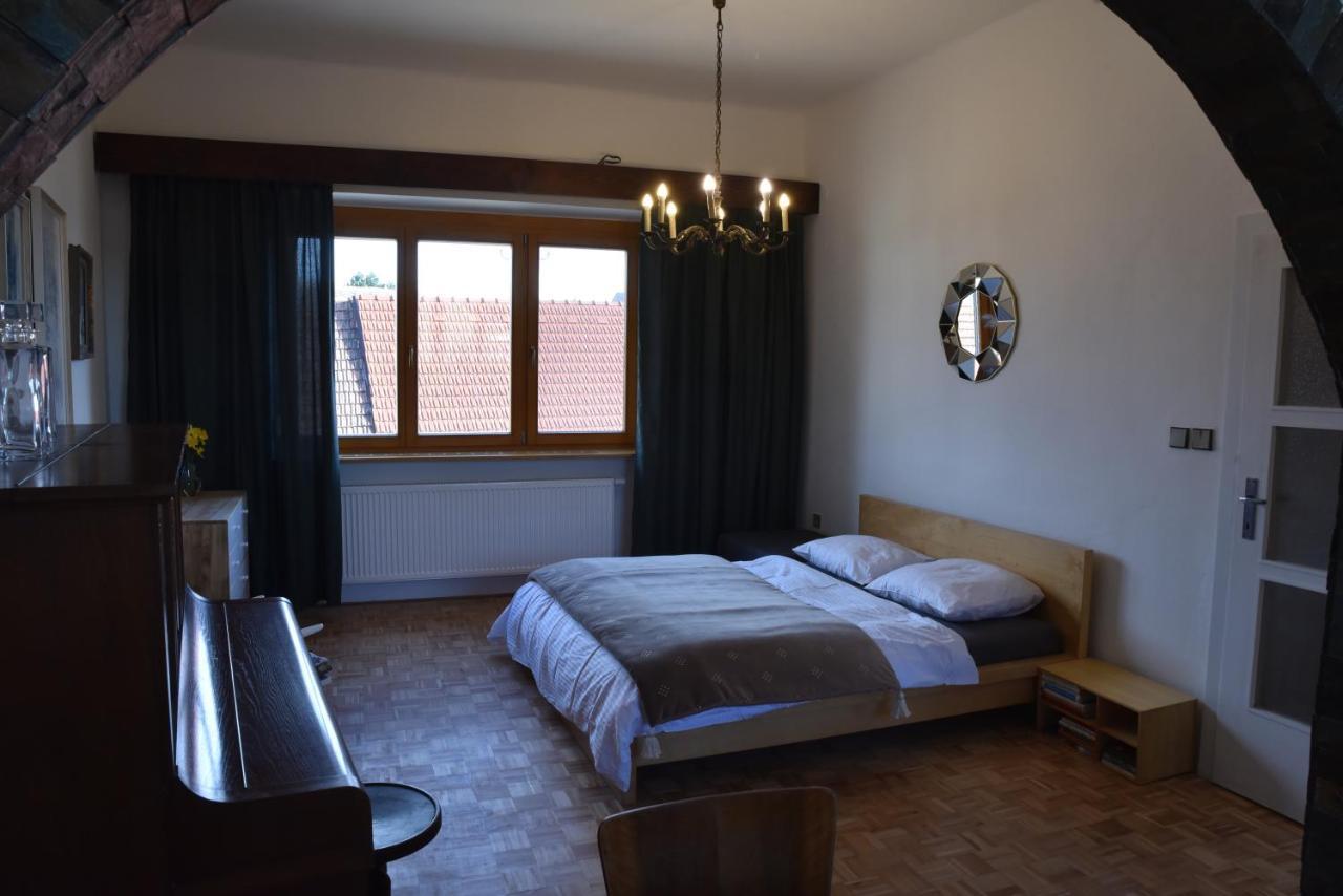 Apartman S Klavirem Lednice Bagian luar foto